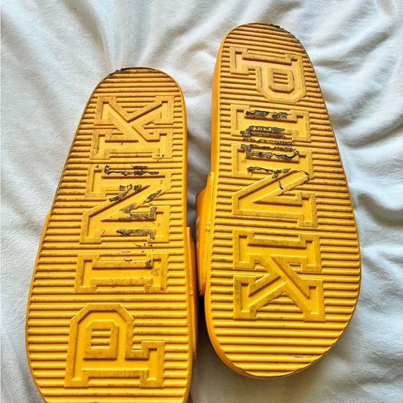 PINK Victoria's Secret Kids Yellow Sunshine Sandals - Picture 2 of 6